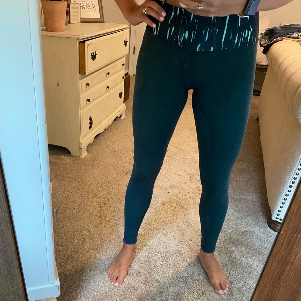 LULULEMON reversible leggings